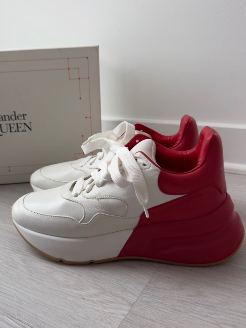 Alexander McQueen: Larry Oversized Men's Sneakers